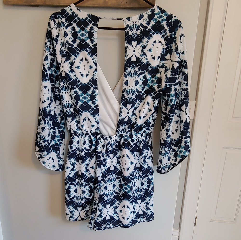 Clothes- romper - Picture 2 of 4